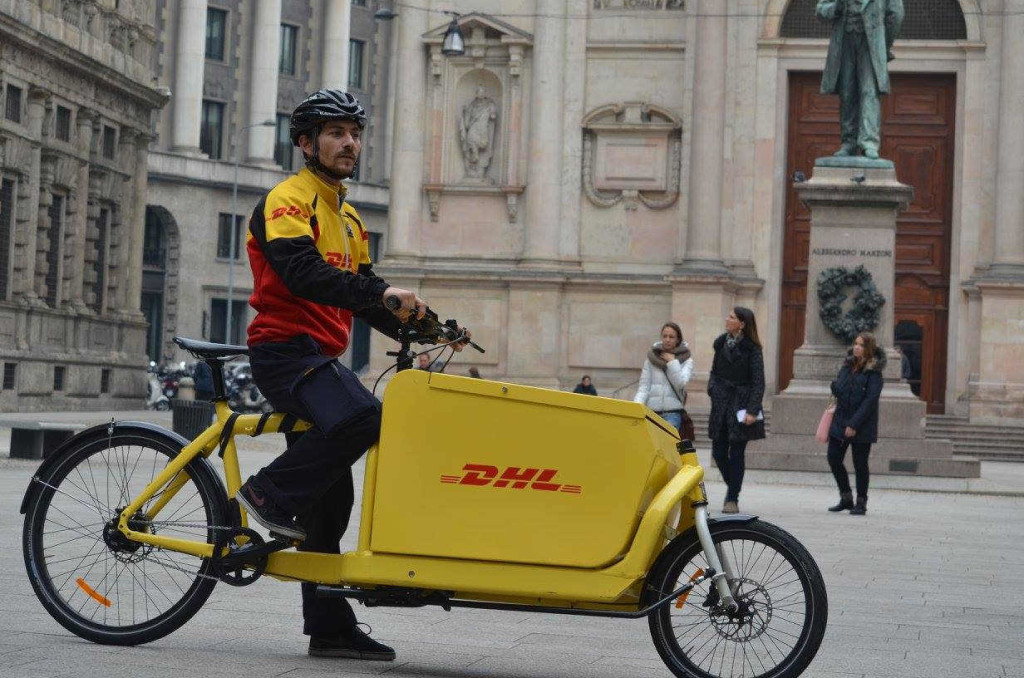 Bike courier машина фото